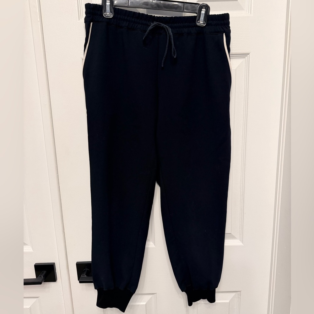 Babaton Black Crepe Jogger